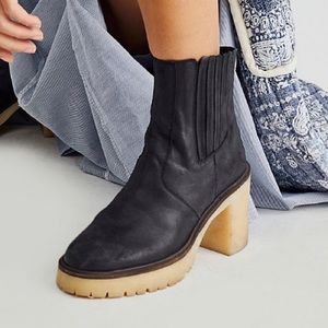 Free People James Chelsea Leather Boots